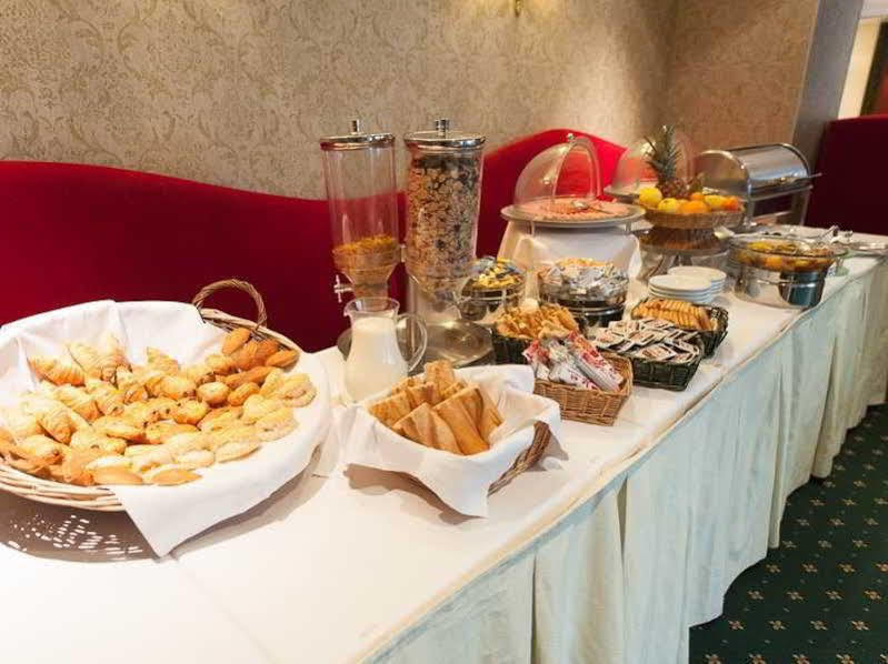 פונטנבלו Hotel Restaurant Napoleon מראה חיצוני תמונה